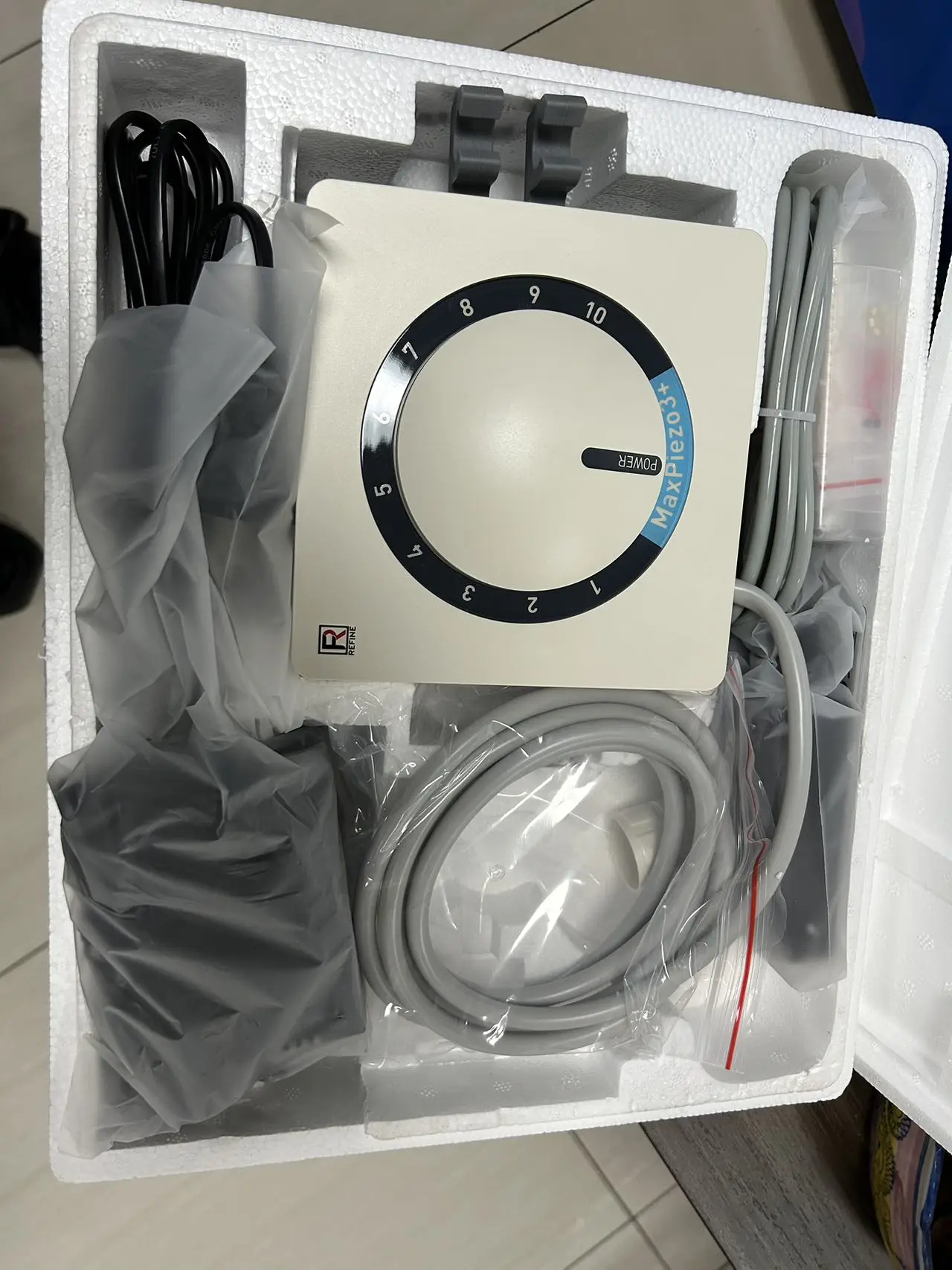 Ultrasonic Scaler Maxpiezo 3+/Piezo3 Medical Portable Dental Unit Piezo Electric Scaler 2