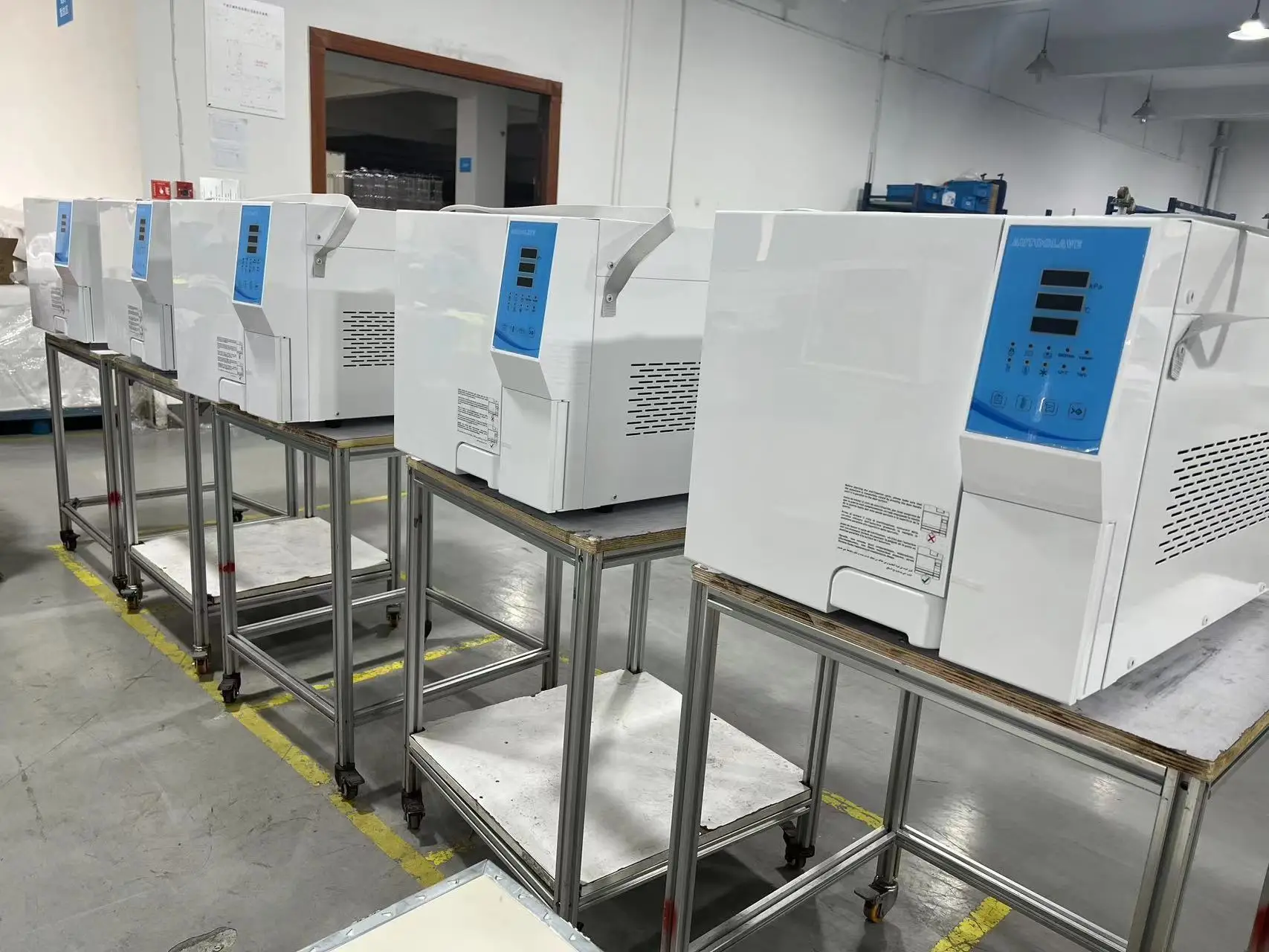 Economic Class B Dental Touch Screen Autoclave Sterilizer With Printer 18L 23L autoclave with Pre-Vacuum Drying Function 3